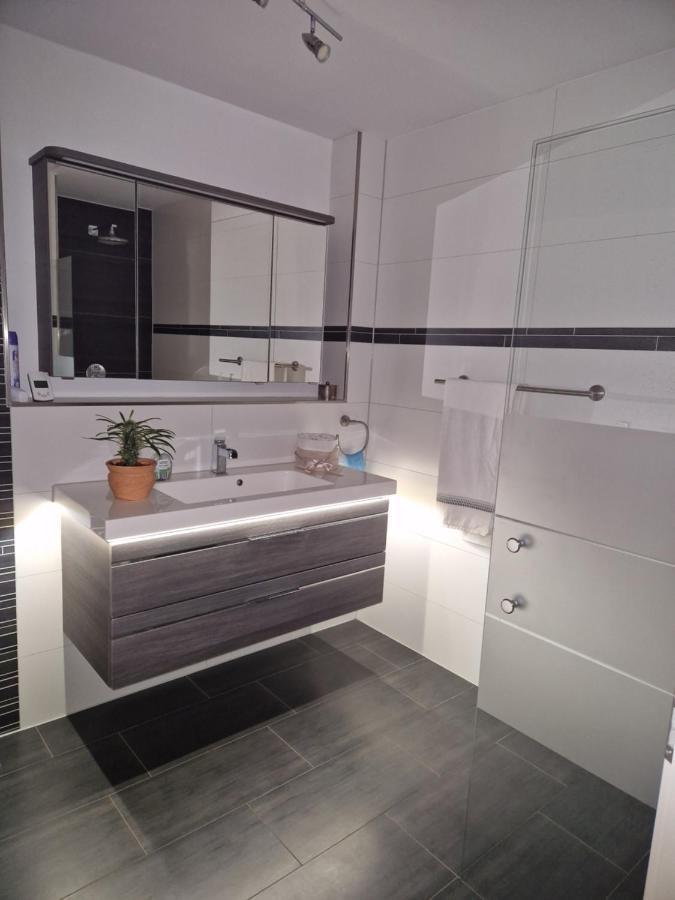 Hochwertige 85Qm-Wohnung In Wuppertal-Vohwinkel Exterior foto